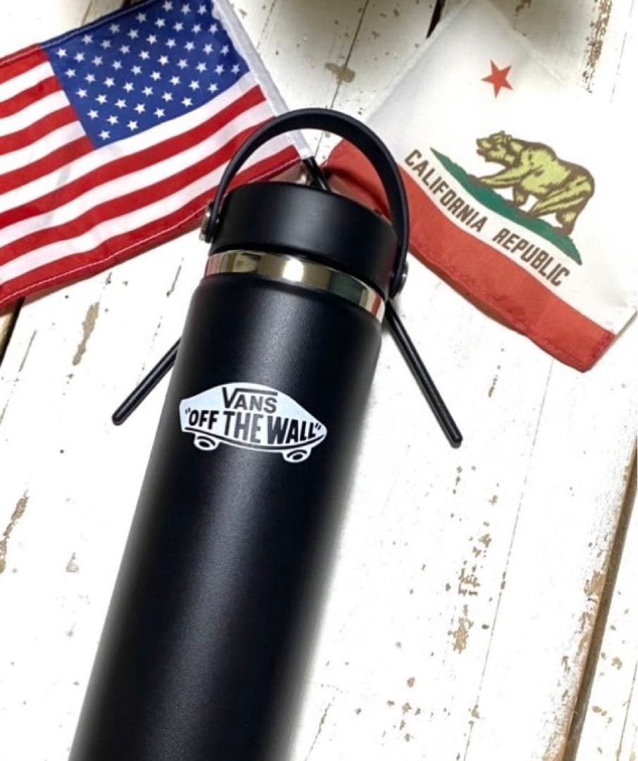 のり☺︎ 激レア‼️限定版VANS × Hydro Flask のり様専用☺︎ 激レア‼️限定版VANS × Hydro Flask - メルカリ
